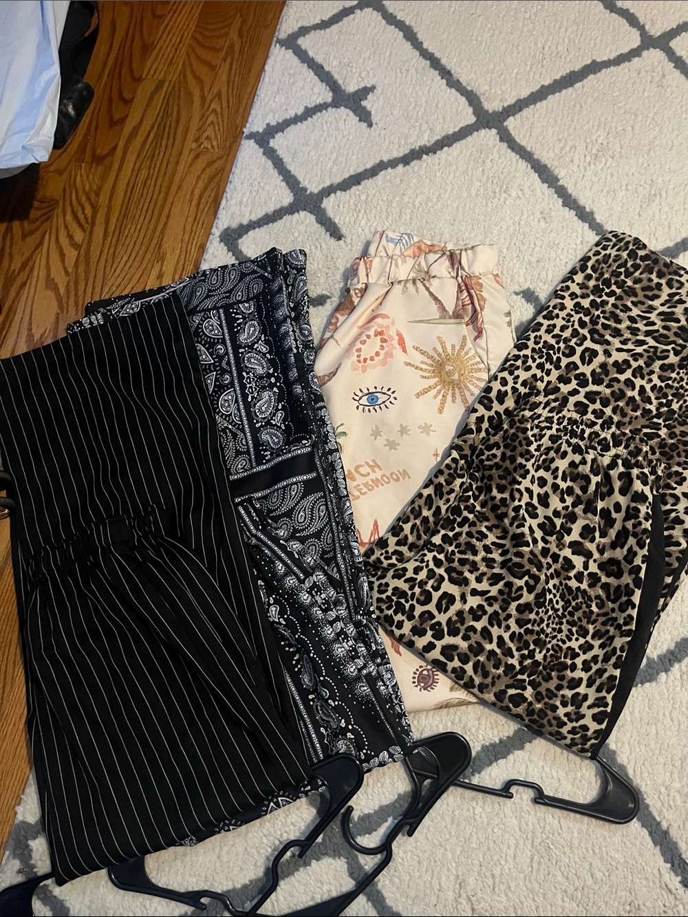4 Pairs for 20$ Mixed Pattern Women's Wide Leg Pants Black, Cream, Leopard